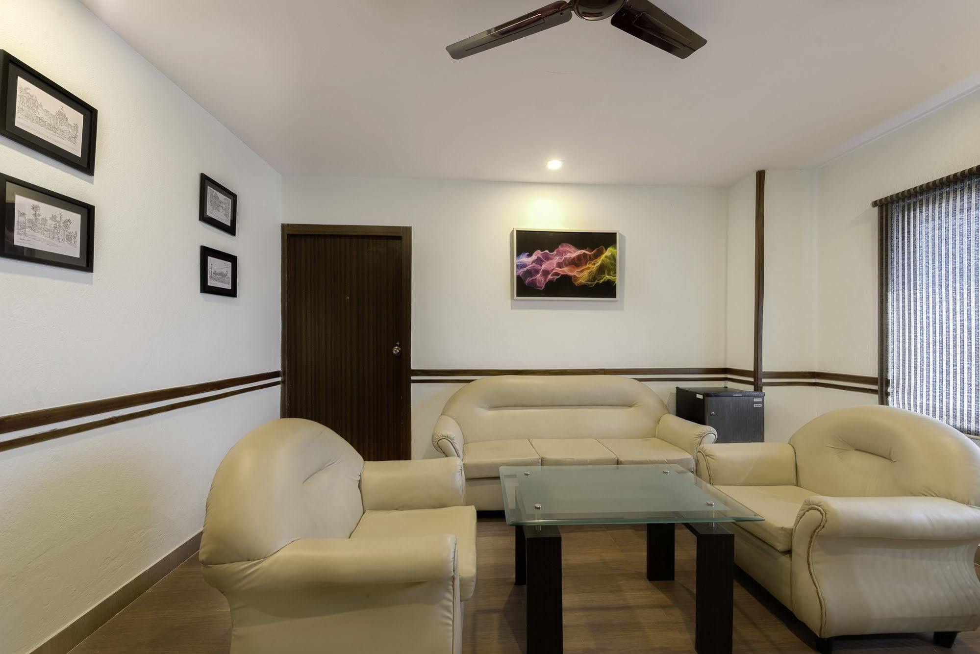 Treebo Stay Calcutta Exterior foto